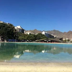 apartamento-moderno-nucleo-santa-cruz.in-canary-islands.com/